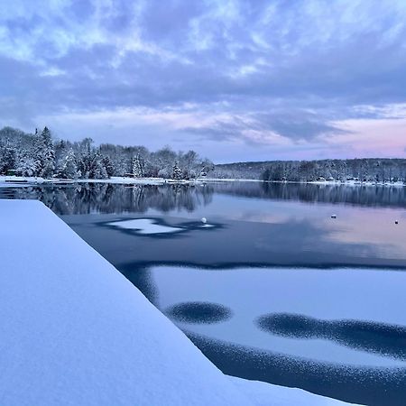 Bonnie View Inn Халибертон Экстерьер фото