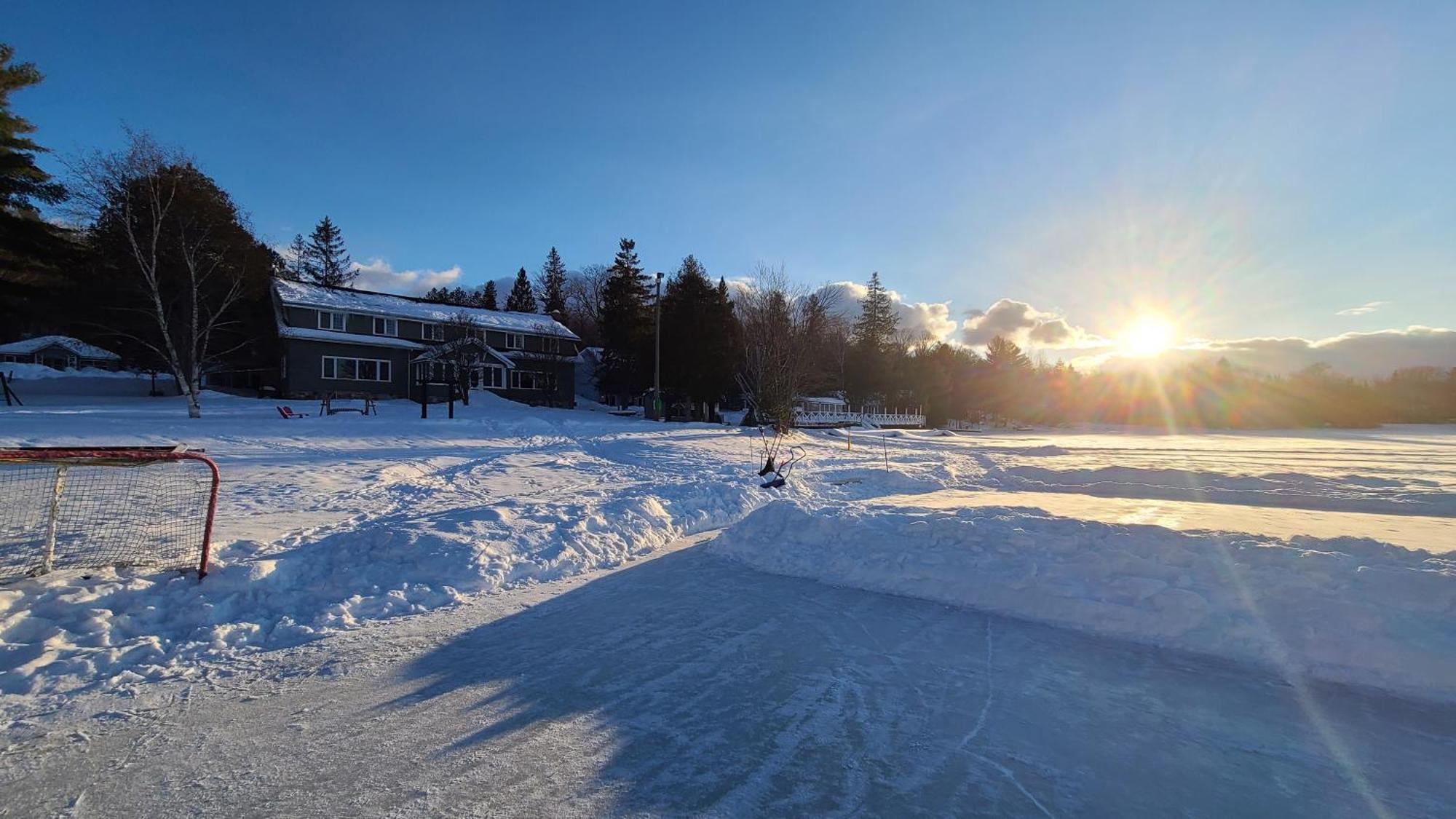 Bonnie View Inn Халибертон Экстерьер фото