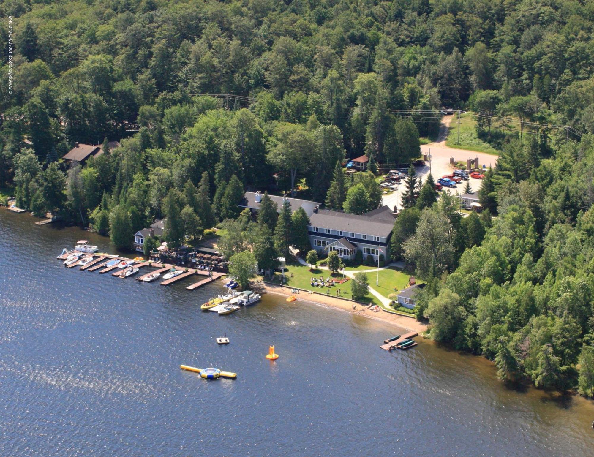 Bonnie View Inn Халибертон Экстерьер фото
